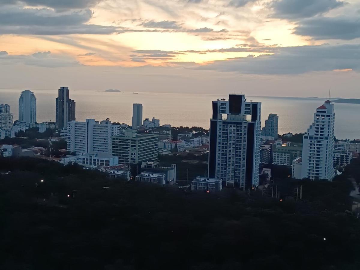 Unixx Condo Pattaya Near Walking Street 外观 照片